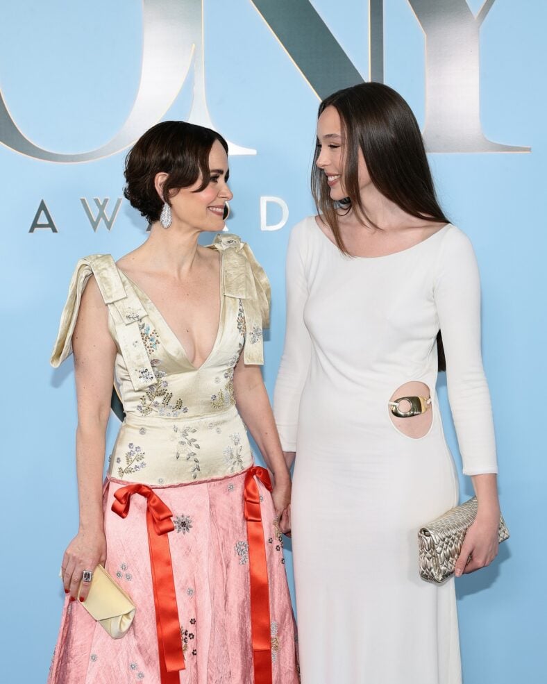 Sarah Paulson and Ella Beatty photo