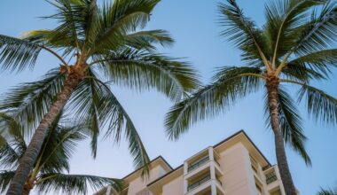 You Have $1 Million. Should You Retire In Sarasota Or Naples?