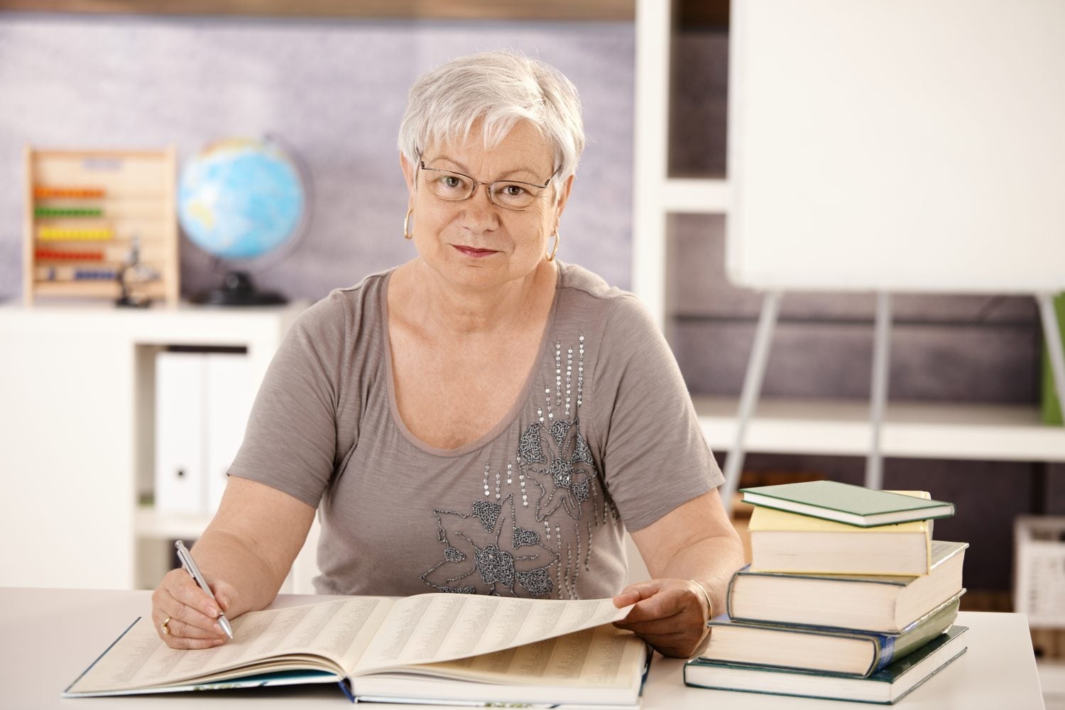 64-Year-Old Retired Teacher With $1.1M 403(b) and State Pension Triggers Higher IRMAA Tier