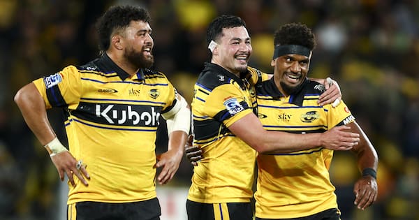 Hurricanes and Chiefs promise spectacular Super Rugby final