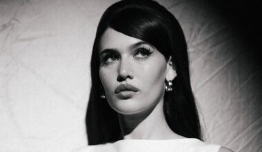 Sienna Spiro Announces Debut Australian and New Zealand Tour