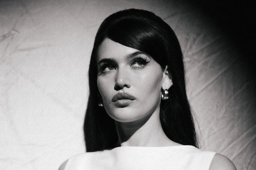 Sienna Spiro Announces Debut Australian and New Zealand Tour