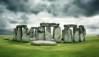 Stonehenge’s Altar stone was likely carried by humans across Britain