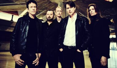 Suede announce 'Expanded' reissue of 'Antidepressants' with swaggering new song ‘Emotionally Unavailable’