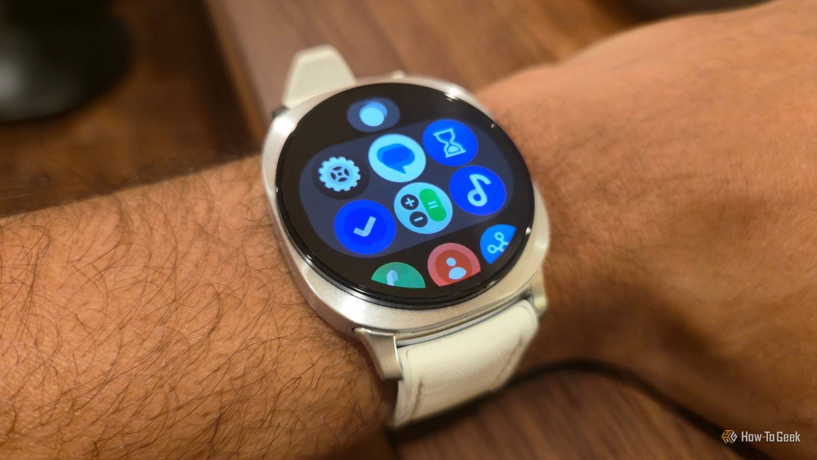 Your Samsung Galaxy Watch has a hidden touch bezel mode most people never notice