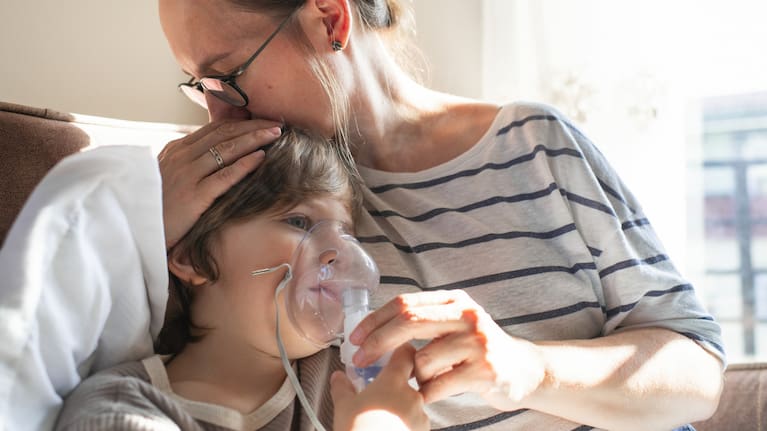 The number of hospitalisations due to unhealthy living environments has dropped. 