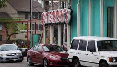 P. Terry's launches employee ownership, profit-sharing