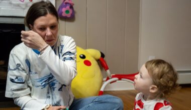 For moms struggling with postpartum depression, CT hotline is a lifeline