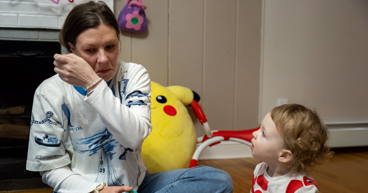 For moms struggling with postpartum depression, CT hotline is a lifeline
