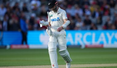 New Zealand 36-3 chasing 254 after England removes Williamson late on day two