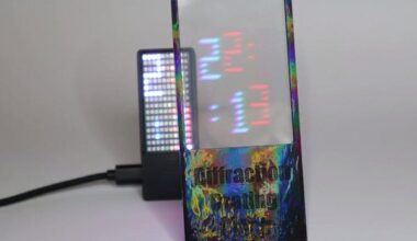 This Diffraction Grating Clock Hides Its Digits — Unless You're Looking Through the Lens