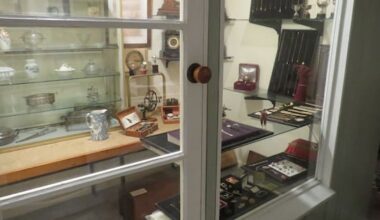 Jewellery stolen from Waiuku Museum – some fake, some not