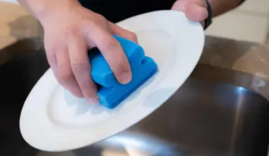 Your kitchen sponge is releasing microplastics every time you wash dishes