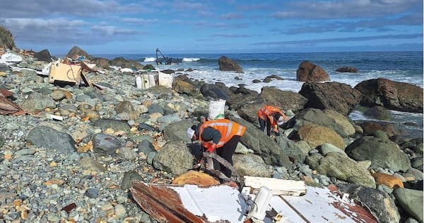 From farm waste to a shipwreck: West Coast's environmental woes