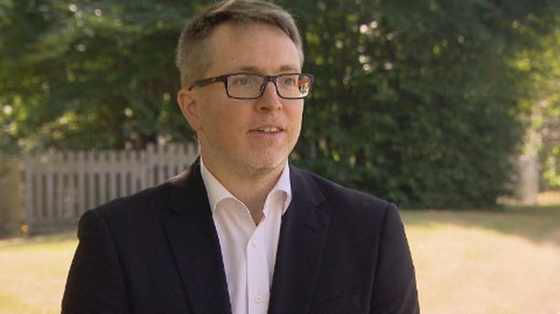 Dr Simon Caton is an Assistant Professor of Computer Science at University College Dublin (UCD)