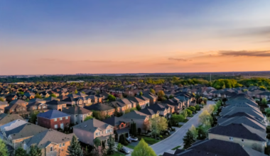 National home prices fall in Q2, but rebound could be near: Royal LePage