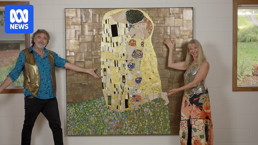 Banker-turned-barefoot mosaic artist and ceramicist spend six years recreating Klimt's The Kiss