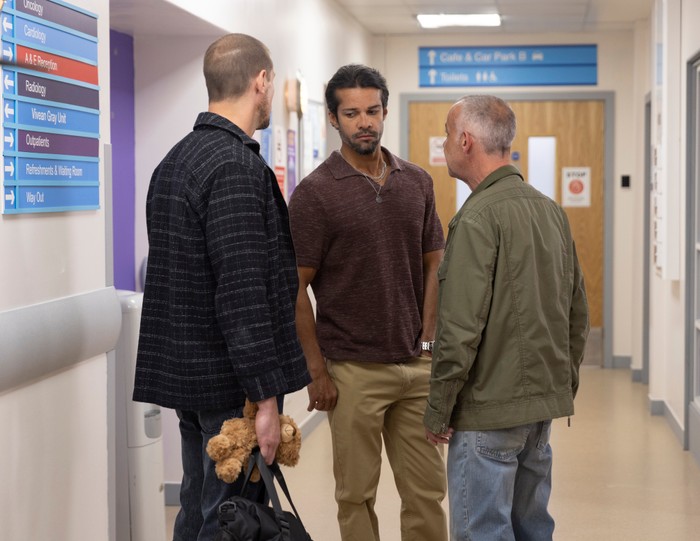 06_07_coro_idris_hospital_02 Carl and Kevin confront Idris in a scene from Coronation Street