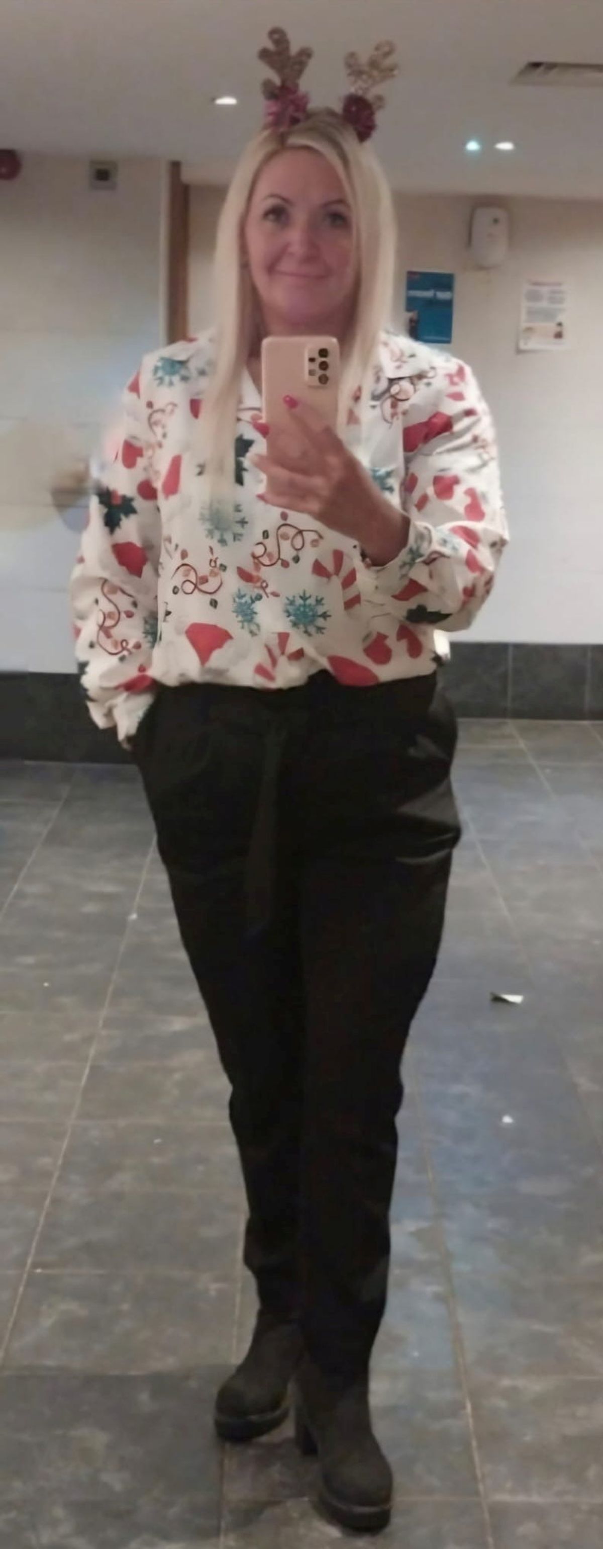 Lyndsey weighed more than 13 stone