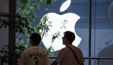 Apple's China breakthrough provides another tailwind for its stock