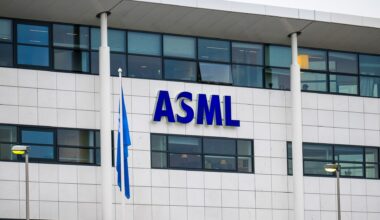 U.S.-China AI feud sees ASML on tightrope between sales, geopolitics