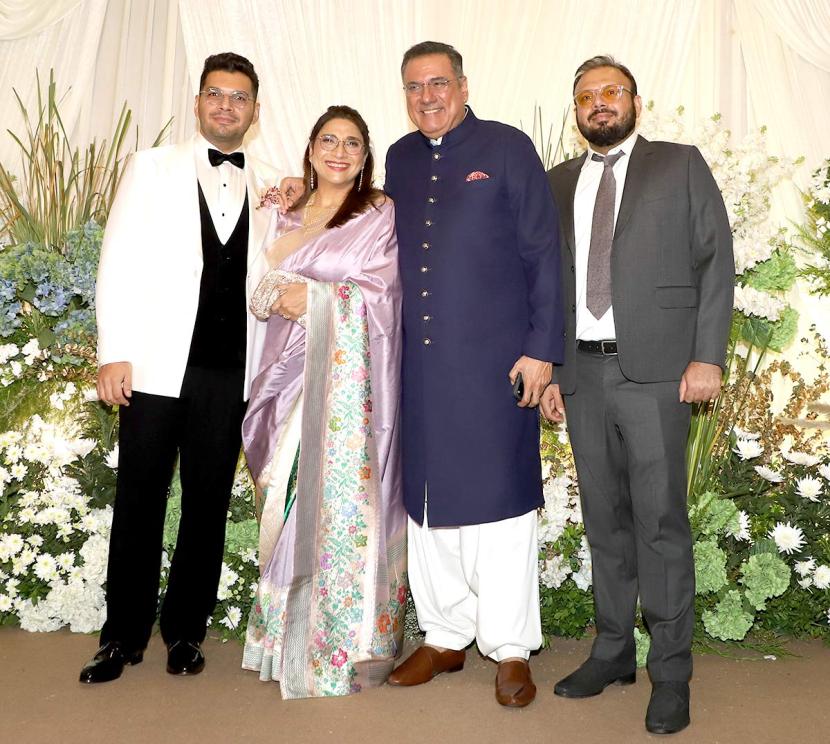 Boman Irani with wife Zenobia and sons Kayoze and Danesh Irani Boman Irani with wife Zenobia and sons Kayoze and Danesh Irani