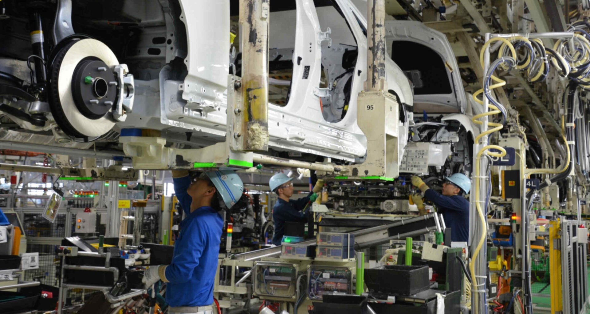 Toyota to harmonize vehicle specs with AI, helping to speed production