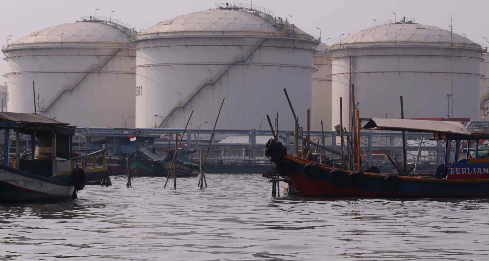 Indonesia logs first trade deficit in six years as imports soar
