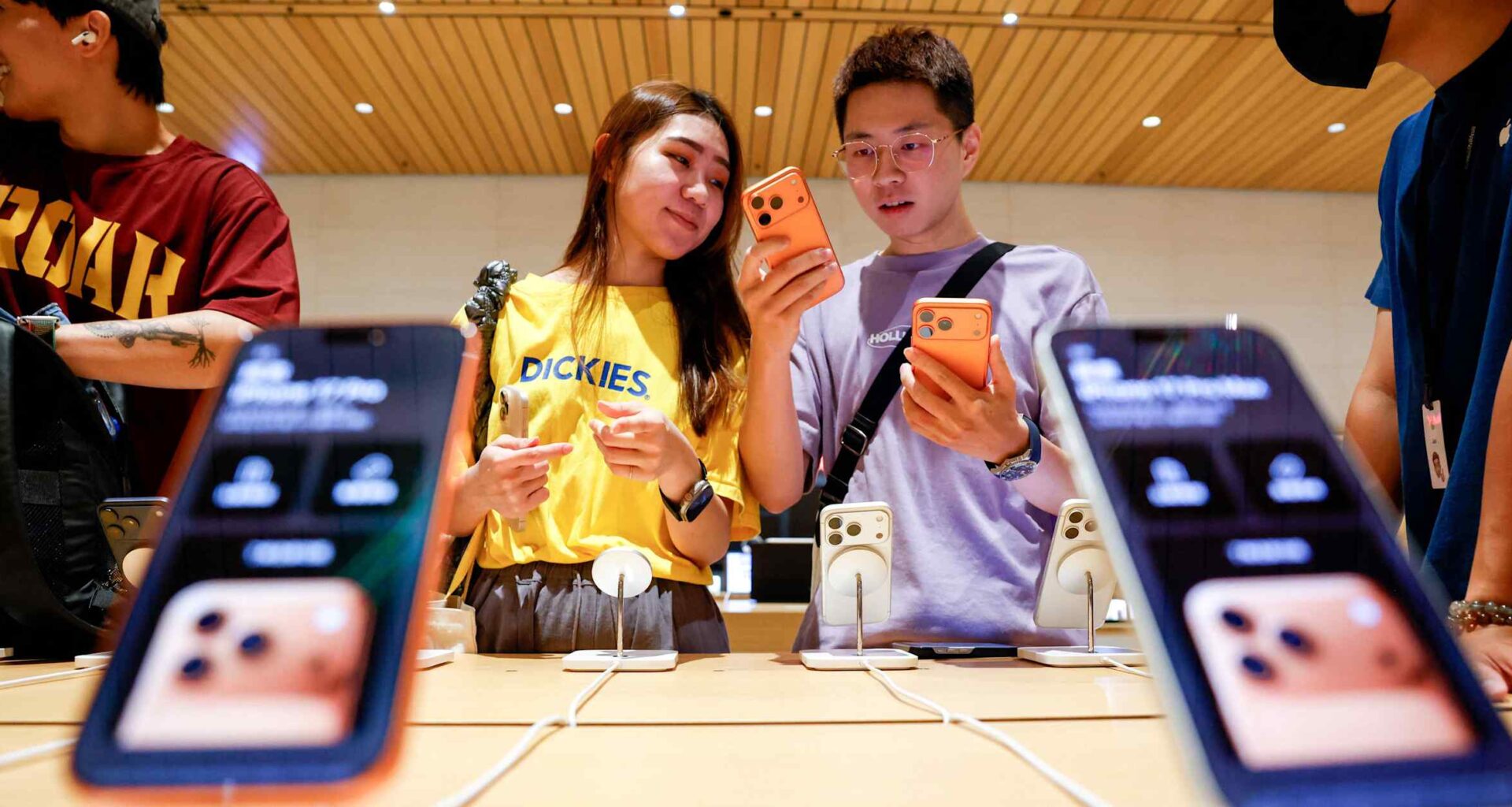 Apple to launch 5 new iPhone models to gain market share amid memory crunch