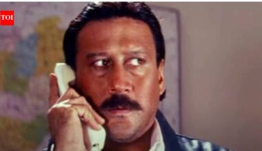 Jackie Shroff celebrates 27 years of 'Hote Hote Pyar Ho Gaya' starring Kajol, Ayesha Jhulka |