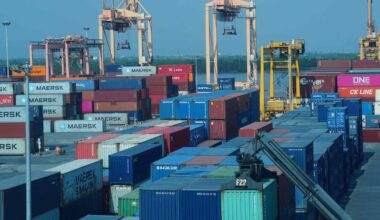 Vietnam's Q2 economic growth accelerates to 8.39%