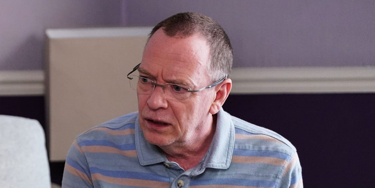 EastEnders' Ian Beale to make life-changing announcement as prison looms