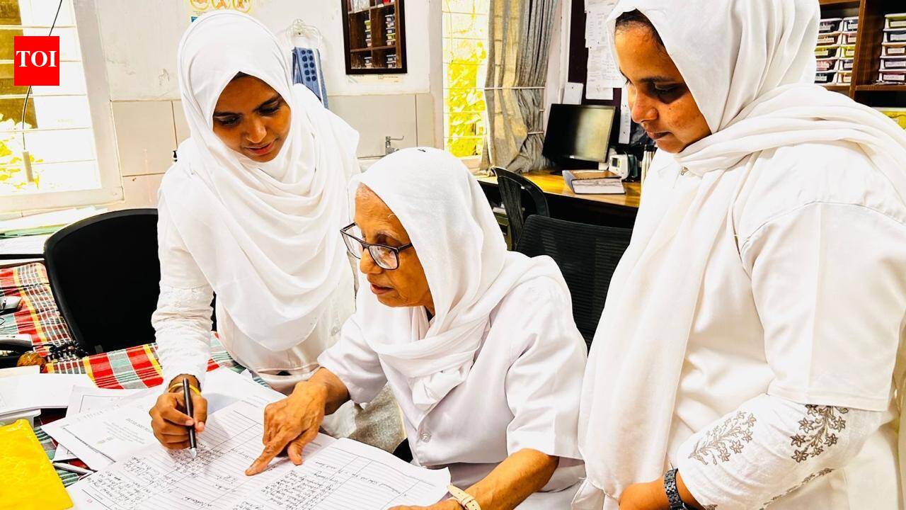 Meet Hindumbi Kaurom Kakkada, the nurse who delivered babies by candlelight, crossed stormy seas to save lives, and became Lakshadweep's silent hero