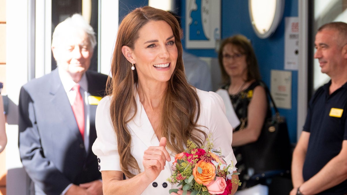 Kate Middleton is back to work, rewearing a timeless look she debuted 7 years ago