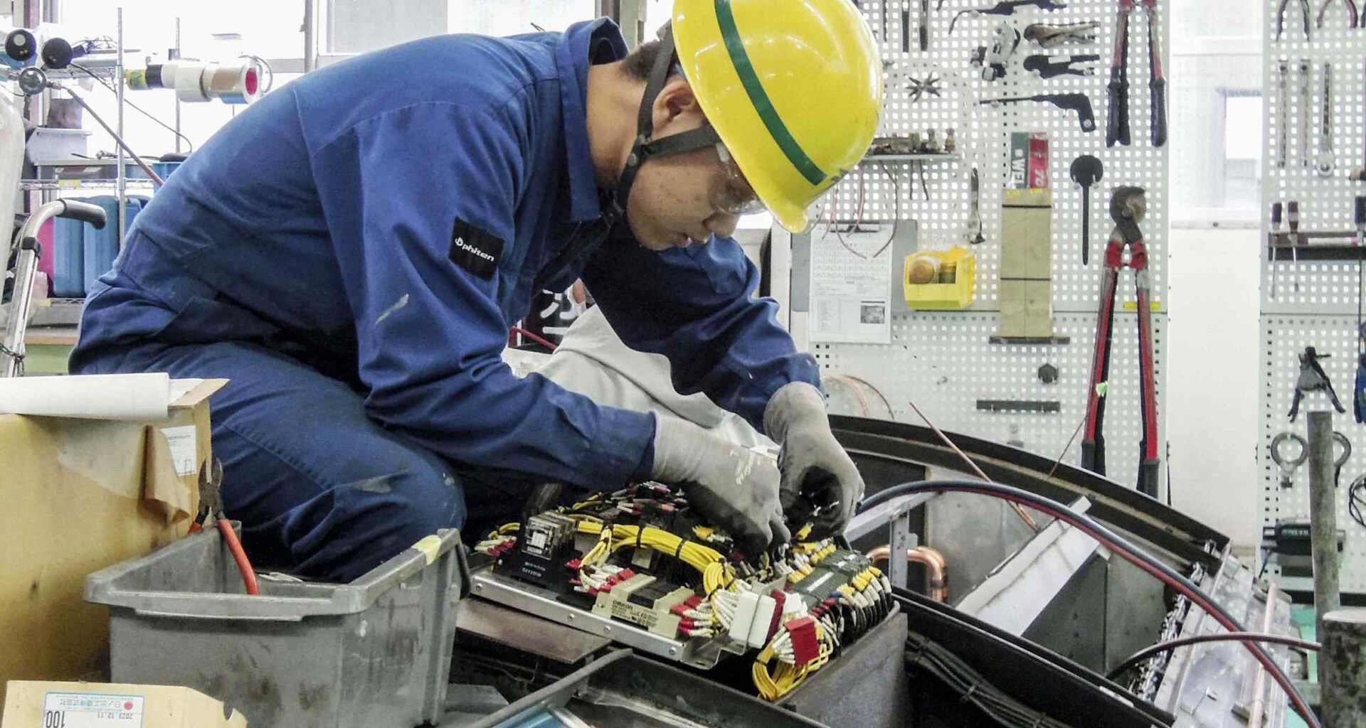 Japan's appeal to foreign workers falls on low wages and weak yen