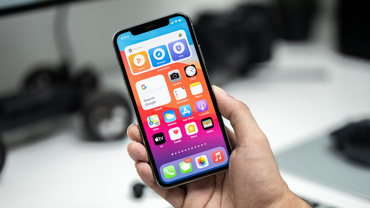 Which iPhone is best for you? — Consumer NZ