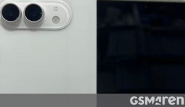 iPhone Ultra will launch on time, another report says
