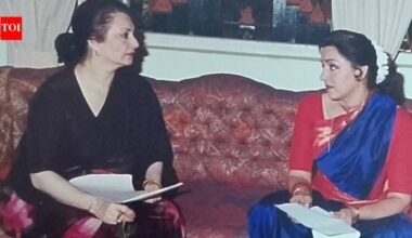 'Hema Malini illuminated hearts': Saira Banu celebrates Dreamgirl's Diamond Jubilee with RARE PICS; Recalls memories with Dilip Kumar, Mehmood, Raj Kapoor |