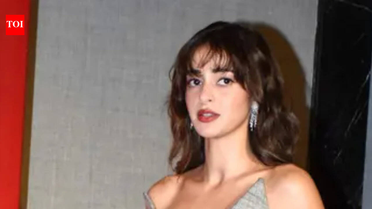 'Chand Mera Dil' star Ananya Panday enjoys Pitbull's concerts: Shares posts of singing 'Rain Over Me' |