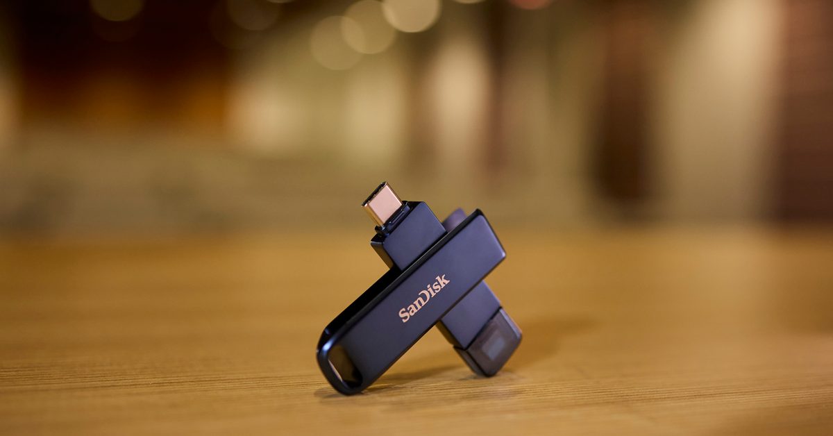 SANDISK Phone Drive for iPhone is a great solution to low storage 