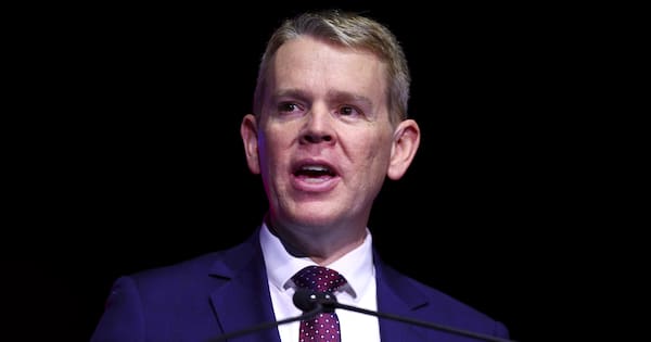 Hipkins anticipates 'close' election as National takes another poll hit