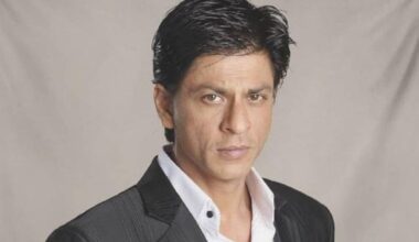 Shah Rukh Khan gets relief as Supreme Court rejects plea against 'Mannat' CRZ clearance, this paves way for two additional floors to his house |