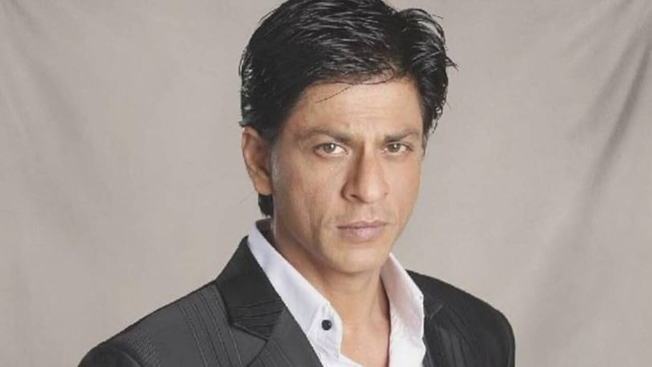Shah Rukh Khan gets relief as Supreme Court rejects plea against 'Mannat' CRZ clearance, this paves way for two additional floors to his house |