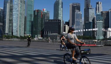 Singapore beats forecast with 5.7% GDP growth in Q2, early data shows