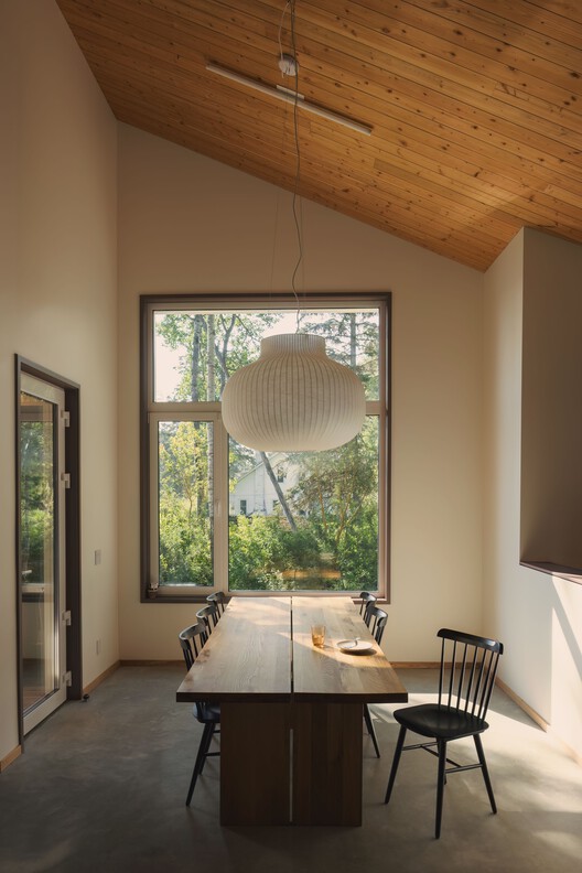 Wabamun Lake Cabin  / Josh Kjenner - Interior Photography, Wood, Lighting, Table, Chair