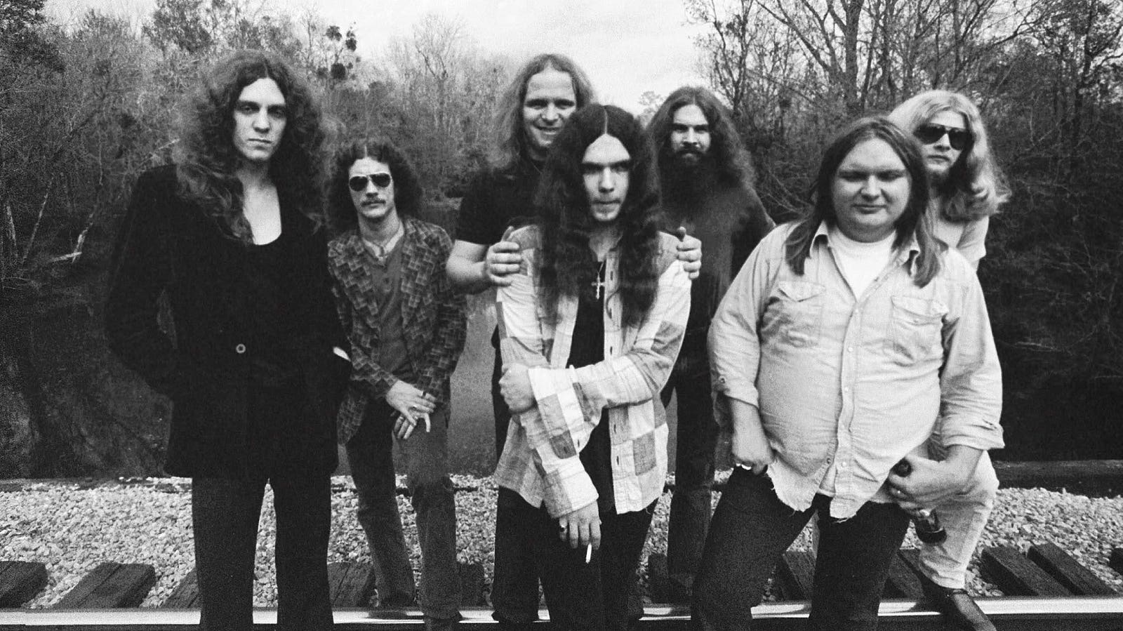 Lynyrd Skynyrd’s Classic Smash Rises To No. 1 For The First Time