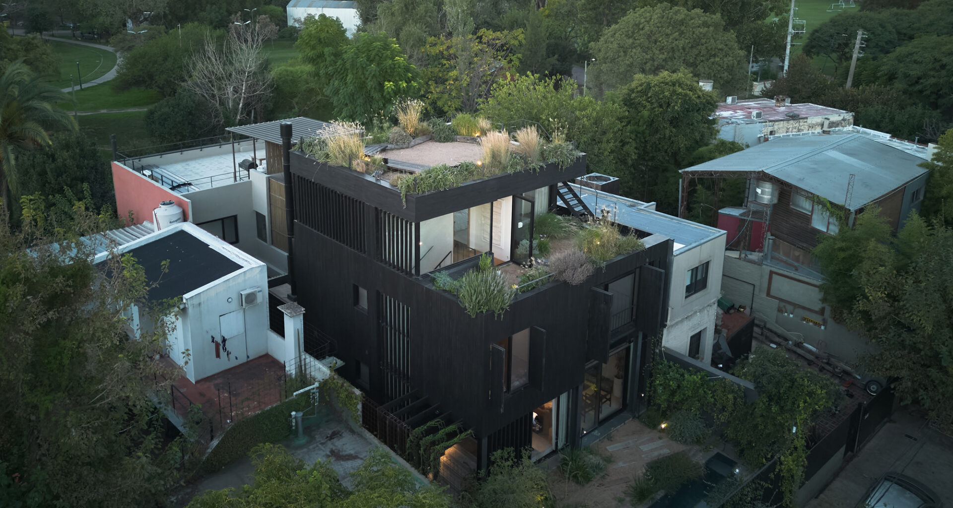 House in San Isidro / Ábode arq