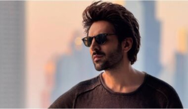 Kartik Aaryan squeals in delight, captures mother's emotional reaction as he wins National Award for 'Chandu Champion': Watch |
