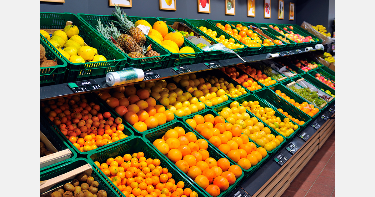 Canadian grocery price inflation eases to 3.9%