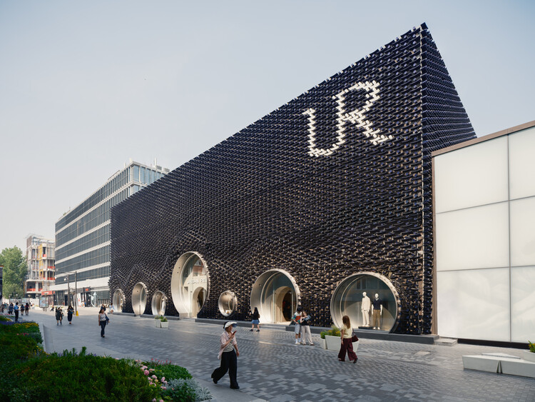Urban Revivo Sanlitun Flagship Store / MVRDV - Exterior Photography